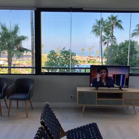Luxury House 110 M2 On The Beach, Pool, Parking Torremolinos Kültér fotó