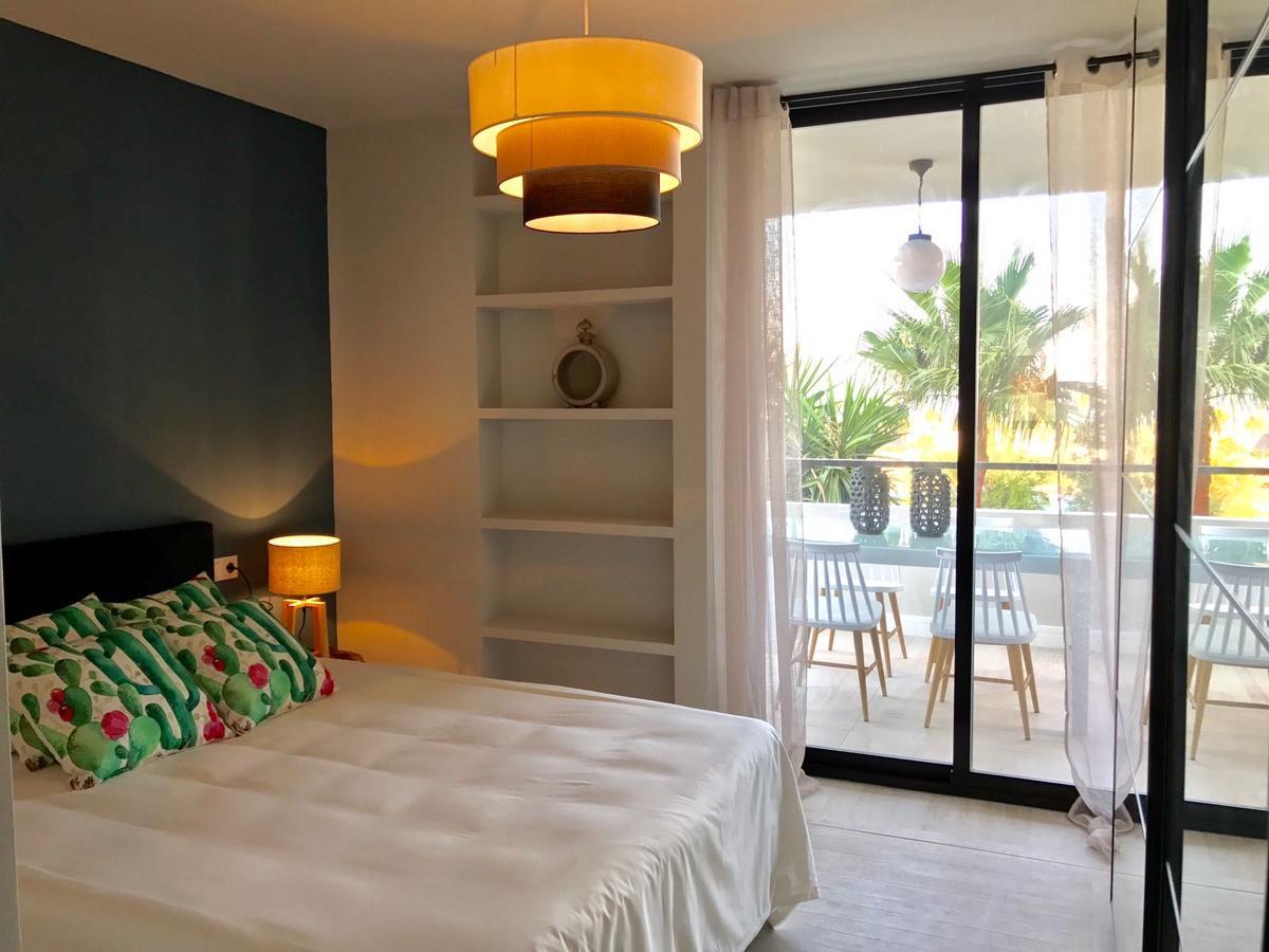 Luxury House 110 M2 On The Beach, Pool, Parking Torremolinos Kültér fotó