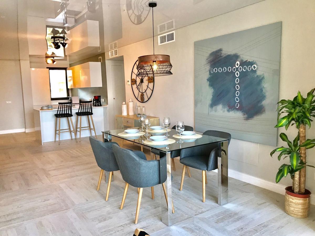 Luxury House 110 M2 On The Beach, Pool, Parking Torremolinos Kültér fotó